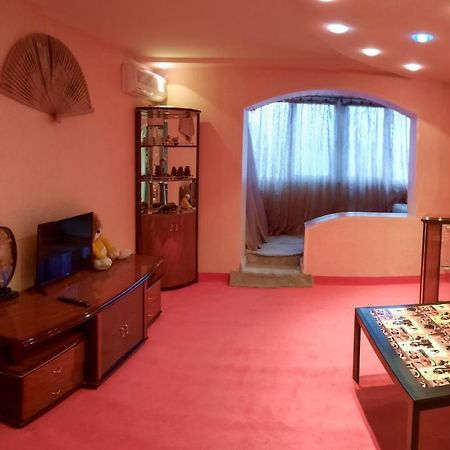 Viktor Apartment Chornomorsk Ngoại thất bức ảnh